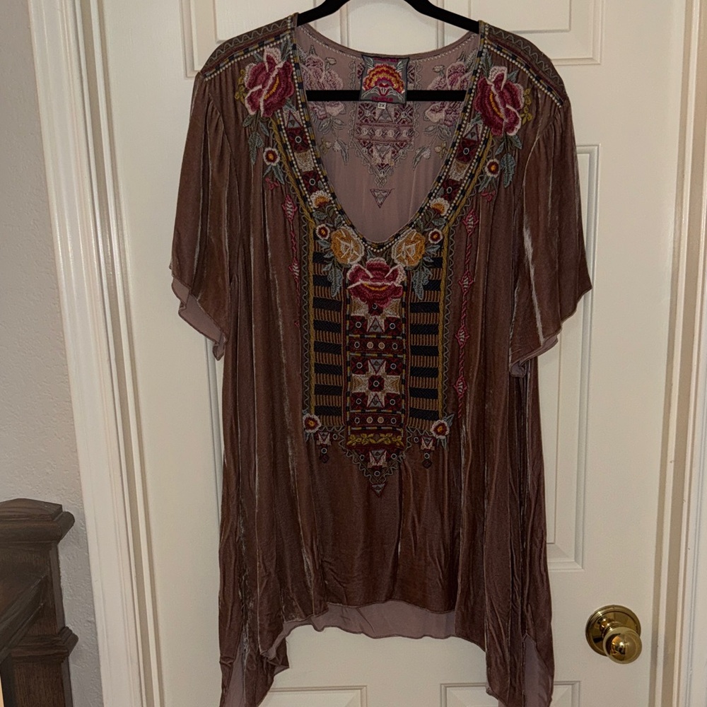 Johnny Was Cherelle Embroidered Velvet Tunic size 2X